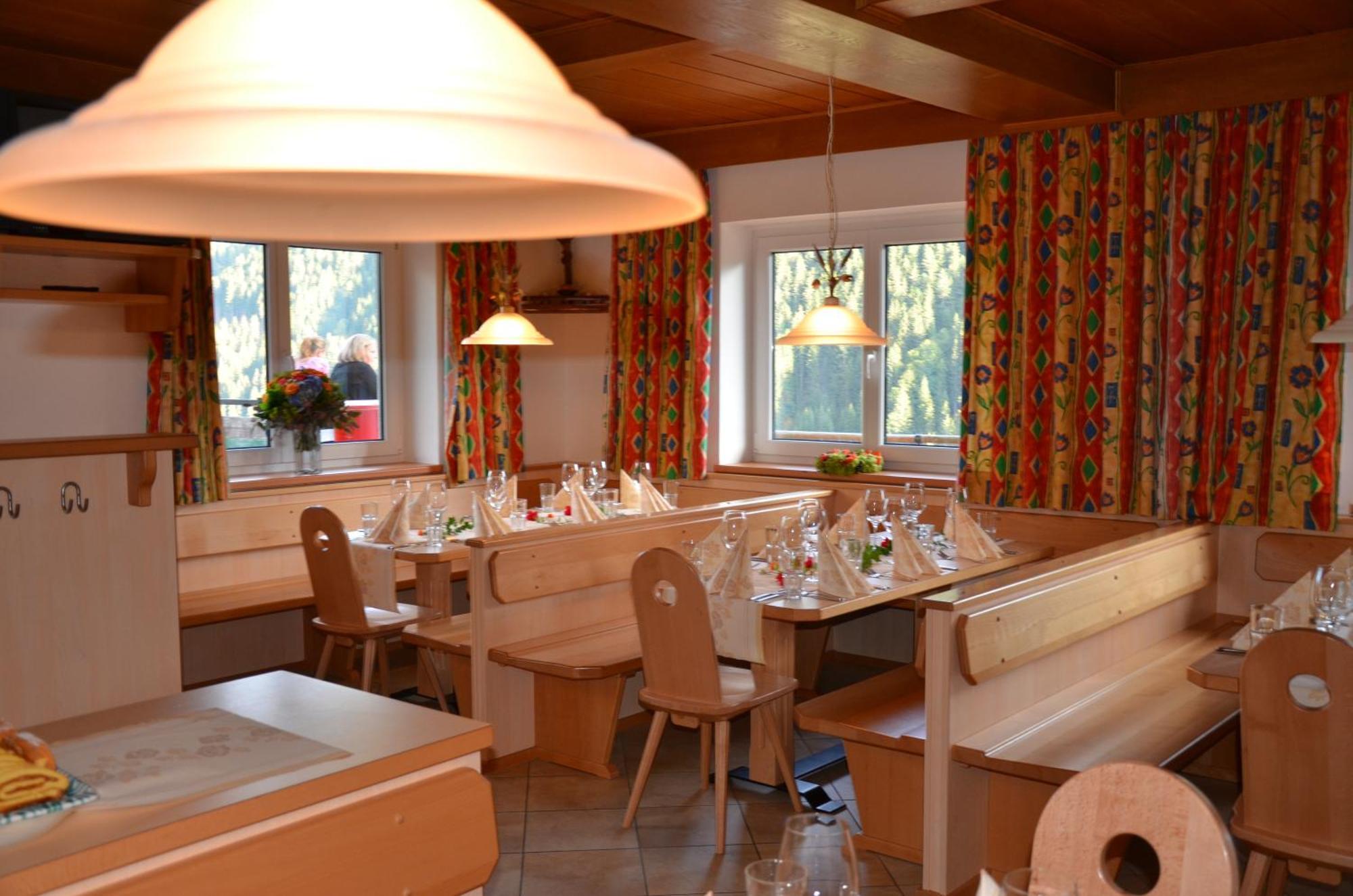 Ski In-Ski Out - Gaestehaeuser Saalbach-Hinterglemm - Wallegghof Christianhof Kültér fotó