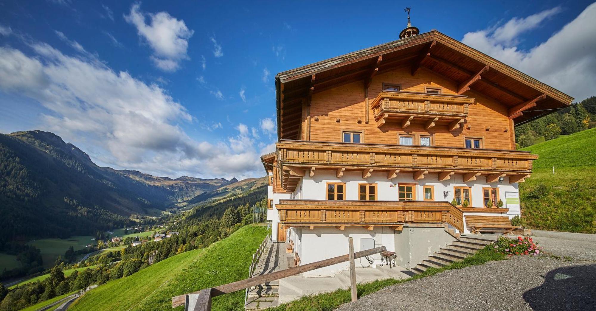 Ski In-Ski Out - Gaestehaeuser Saalbach-Hinterglemm - Wallegghof Christianhof Kültér fotó