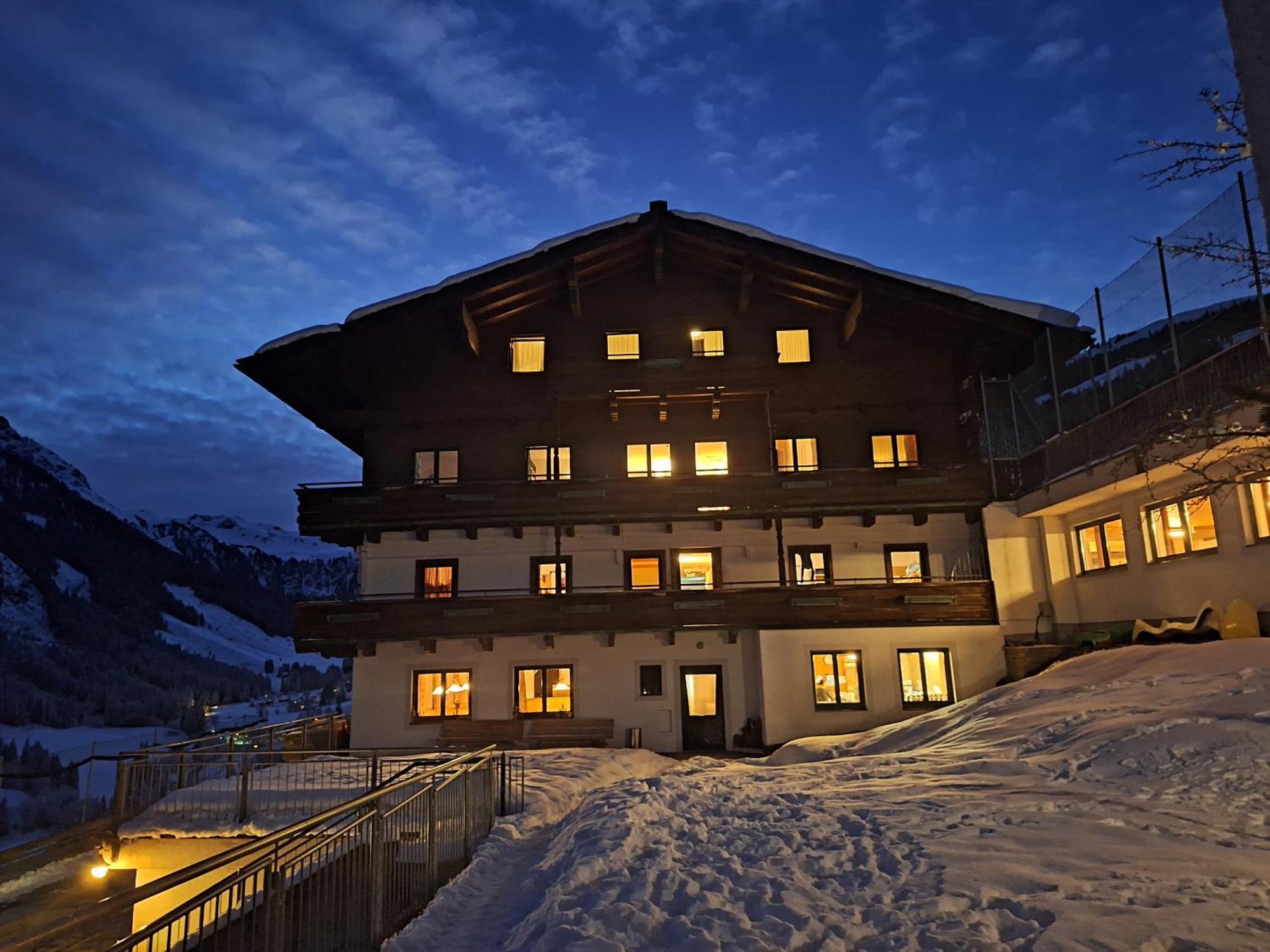 Ski In-Ski Out - Gaestehaeuser Saalbach-Hinterglemm - Wallegghof Christianhof Kültér fotó