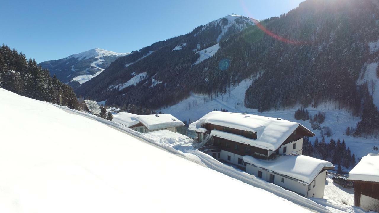 Ski In-Ski Out - Gaestehaeuser Saalbach-Hinterglemm - Wallegghof Christianhof Kültér fotó